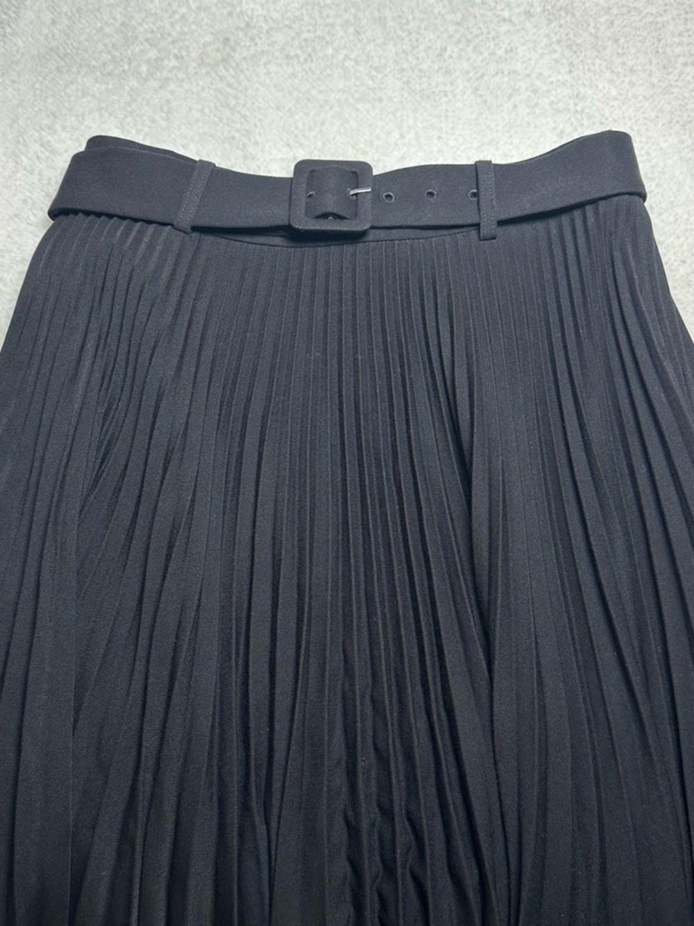 Zara Black Pleated Midi Skirt with Belt - Picture 4 of 8
